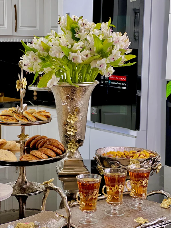 گلدان شقایق